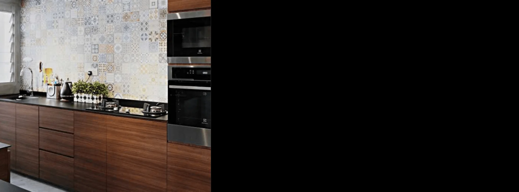 Charcoal Black - Rock Finish